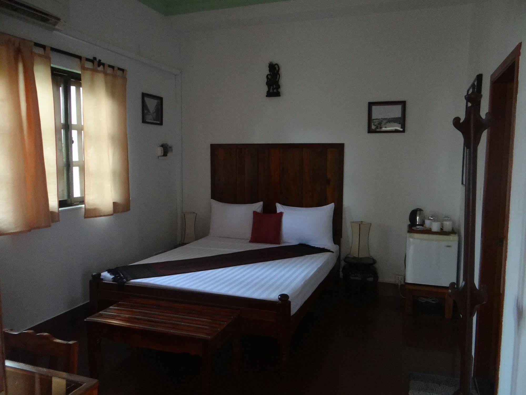 Alibi Guesthouse Пном Пен Екстериор снимка