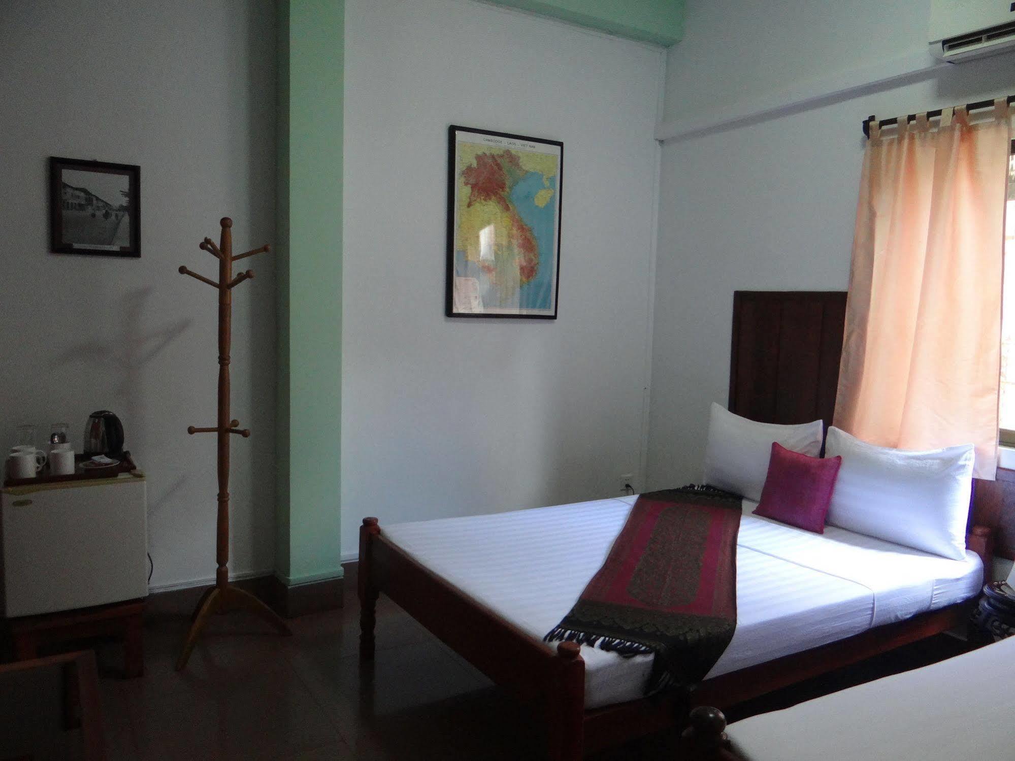 Alibi Guesthouse Пном Пен Екстериор снимка